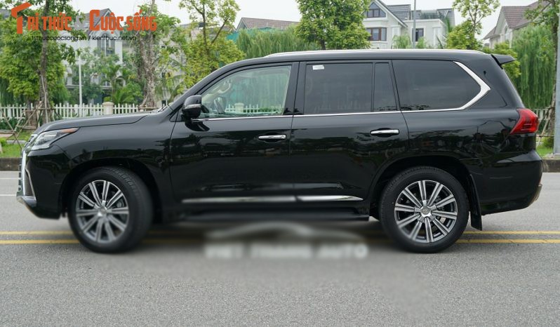 Xe sang Lexus LX570 2016 gia hon 6 ty dong tai VN-Hinh-2